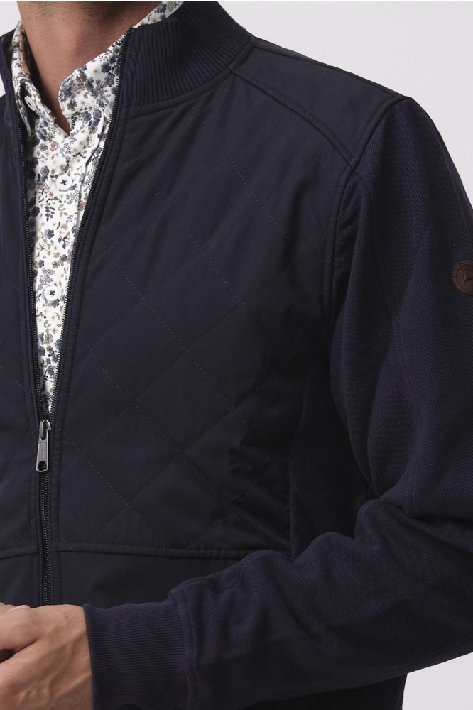 ASTON VEST 096122 3921